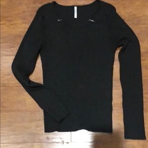 Sweater with zippers